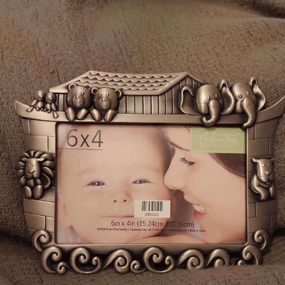 Green Tree Gallery Animal-Themed Photo Frame - Silver